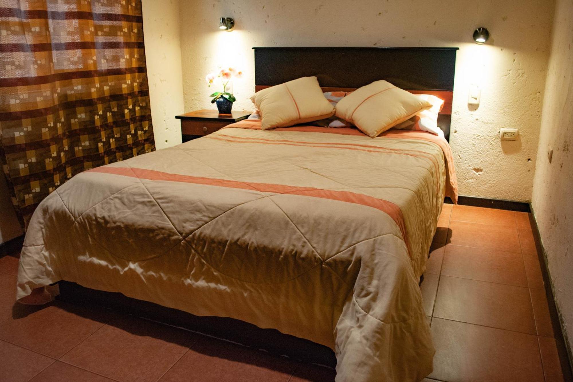 Hostal Cielo Cuenca Exterior foto